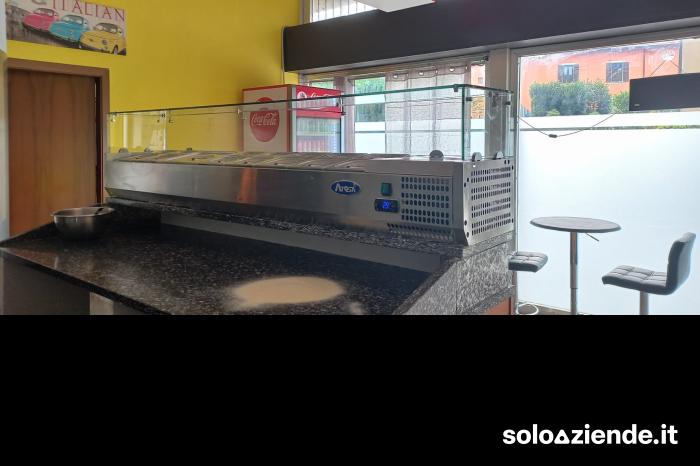 Vendita Attivita' artigianali alimentari e non PIZZERIA PER ASPORTO a Como (CO)